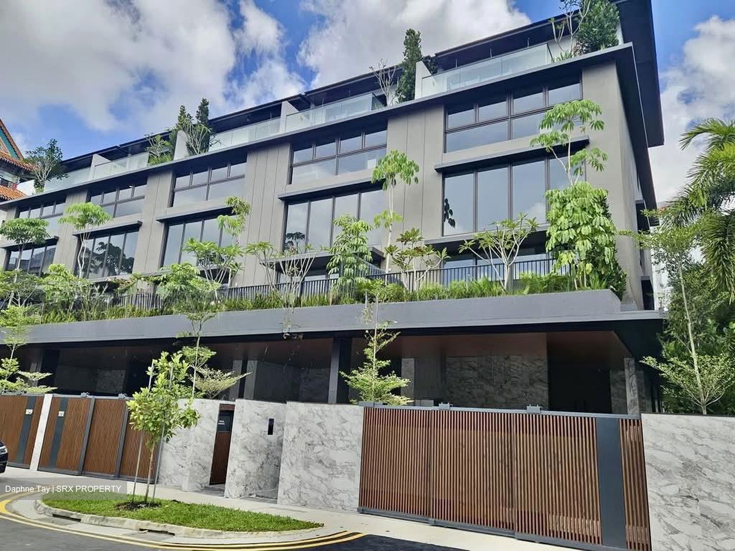 Shrewsbury Road (D11), Terrace #587563501